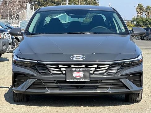 New 2026 Hyundai Elantra Blue image 3