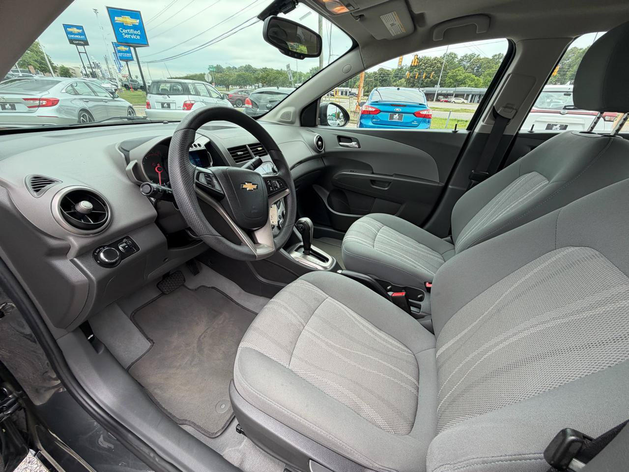 Used 2014 Chevrolet Sonic LT FWD image 50