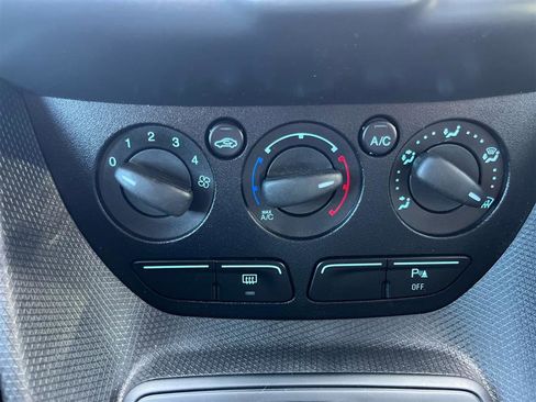 Used 2018 Ford Transit Connect XL image 18