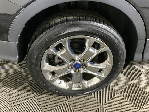 Used 2015 Ford Escape SE w/ Equipment Group 201A FWD image 12