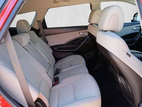Used 2018 Hyundai Santa Fe SE FWD image 23
