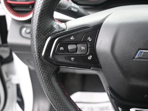 Certified 2024 Chevrolet Trax RS w/ Driver Confidence Package FWD image 11