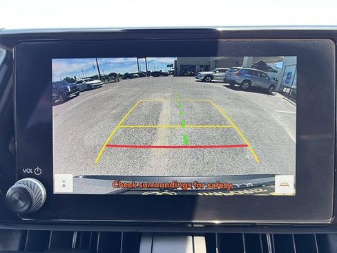 Used 2025 Toyota RAV4 LE AWD/4WD image 20