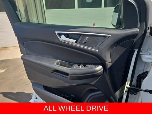 Used 2021 Ford Edge SEL w/ Convenience Package AWD/4WD image 26