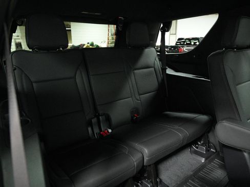 New 2026 GMC Yukon Denali w/ Denali Reserve Package AWD/4WD image 18