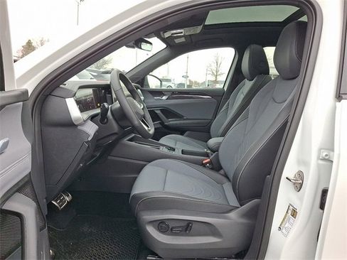 New 2026 Volkswagen Tiguan SE R-Line image 6