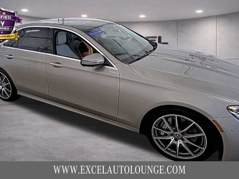 Used 2023 Mercedes-Benz E 450 4MATIC Sedan image 9