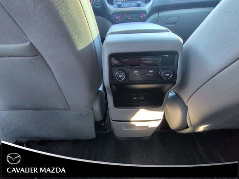 Used 2020 GMC Acadia SLE w/ LPO, Floor Liner Package image 13