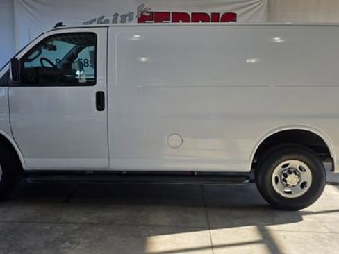 Used 2021 Chevrolet Express 2500 w/ Driver Convenience Package image 2
