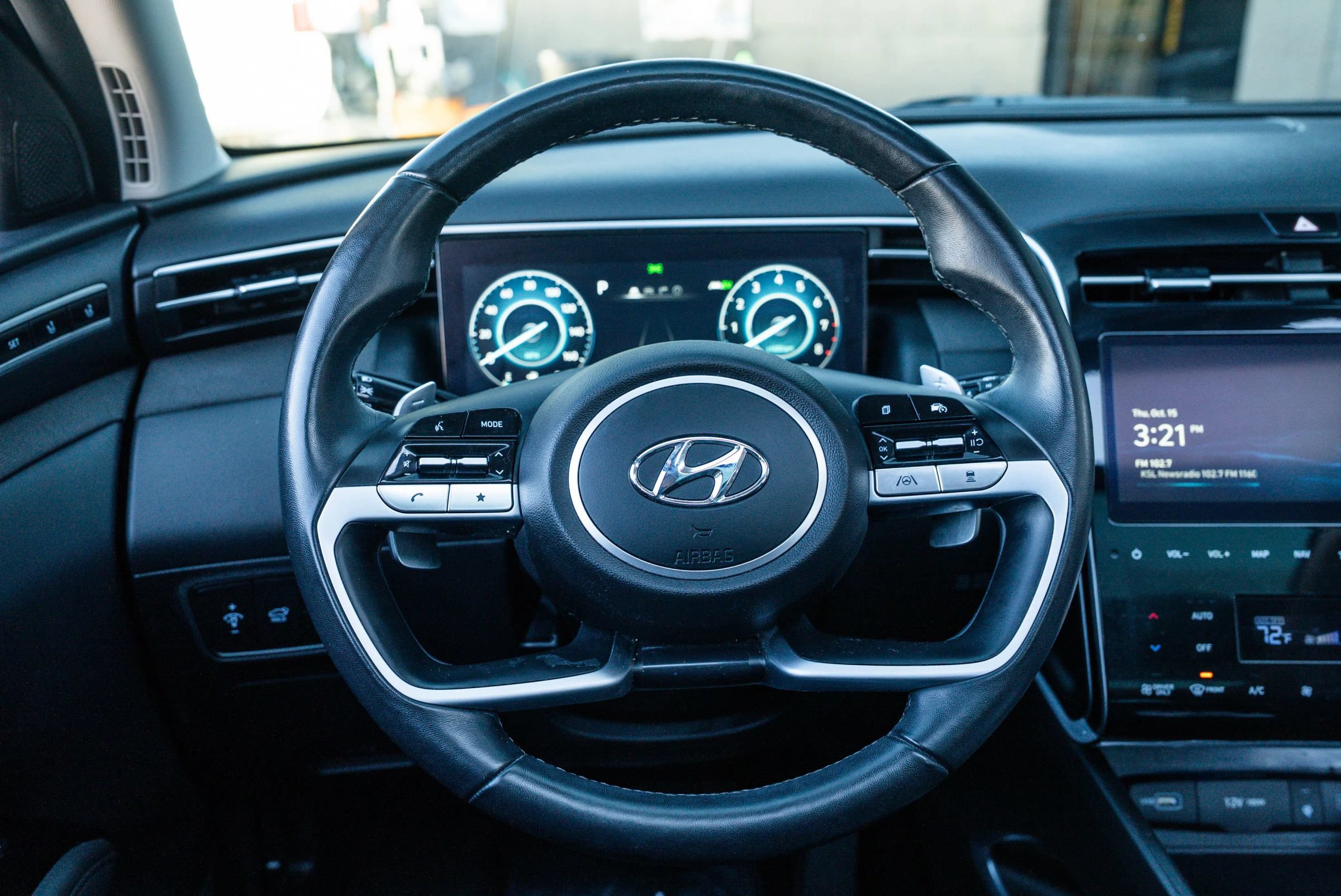Used 2024 Hyundai Tucson Limited AWD/4WD image 12