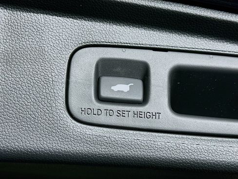 Used 2024 Honda CR-V EX-L image 29