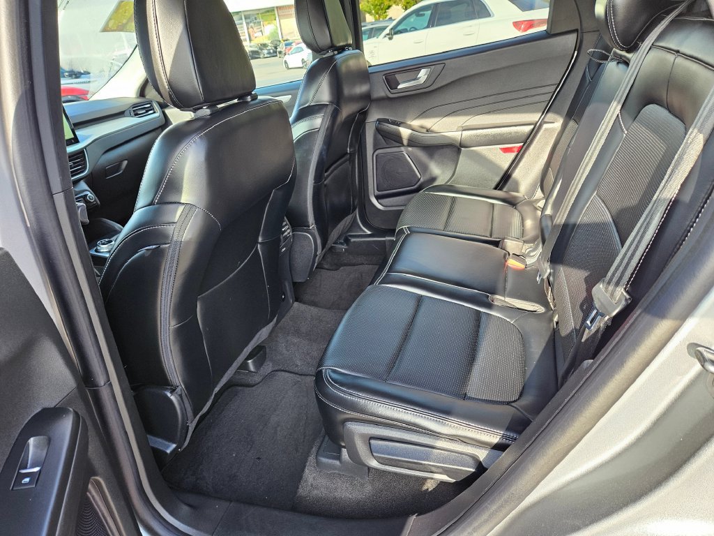 Used 2024 Ford Escape Platinum AWD/4WD image 14