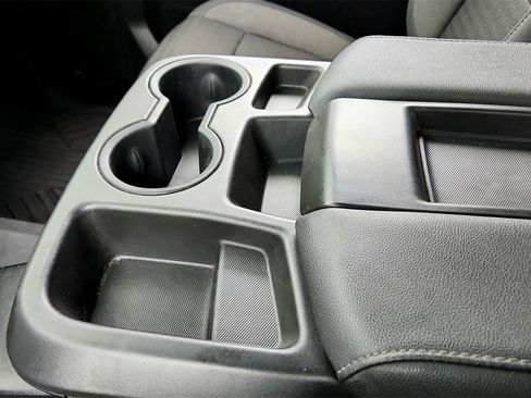 Used 2022 Chevrolet Silverado 2500 LT w/ Convenience Package image 27