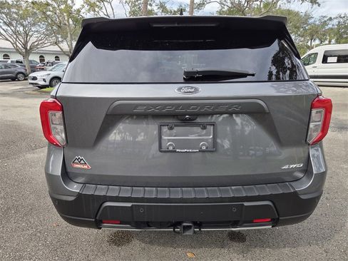 Used 2023 Ford Explorer Timberline image 6