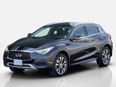 Used 2019 INFINITI QX30 LUXE w/ Navigation Package