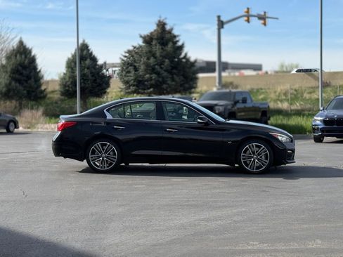Used 2015 INFINITI Q50 Sport w/ Technology Package image 4