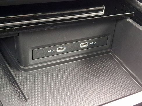 New 2026 Volkswagen Atlas SEL image 13