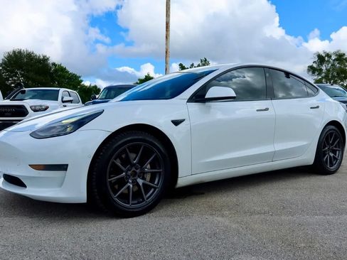 Used 2021 Tesla Model 3 Long Range AWD/4WD image 5
