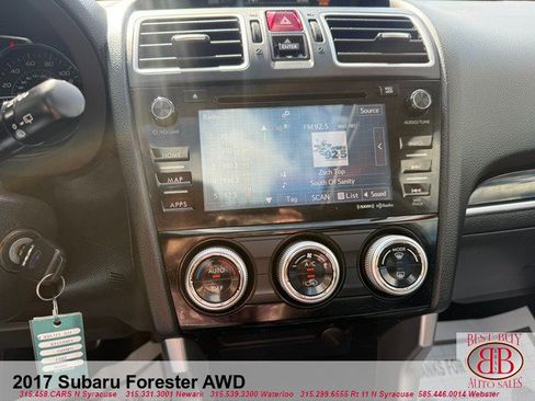 Used 2017 Subaru Forester 2.5i Limited AWD/4WD image 16