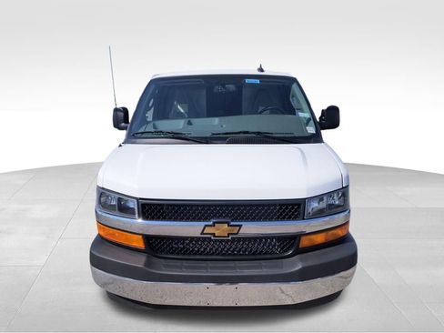 New 2026 Chevrolet Express 3500 w/ Power Convenience Package RWD image 10