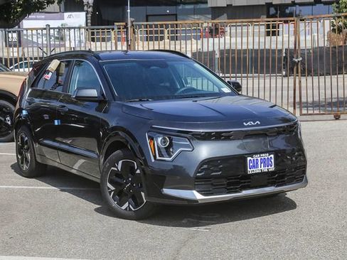 New 2026 Kia Niro Wind image 2