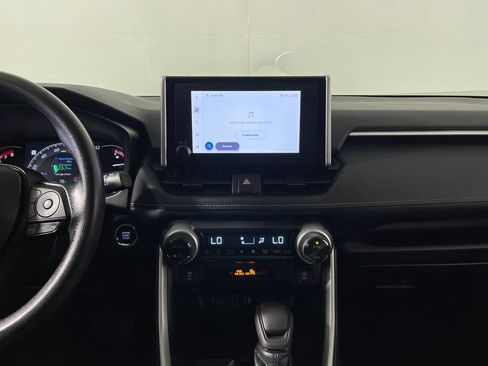 Certified 2025 Toyota RAV4 XLE FWD image 15
