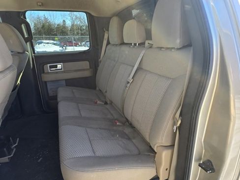 Used 2011 Ford F150 XLT w/ XLT Chrome Pkg image 12