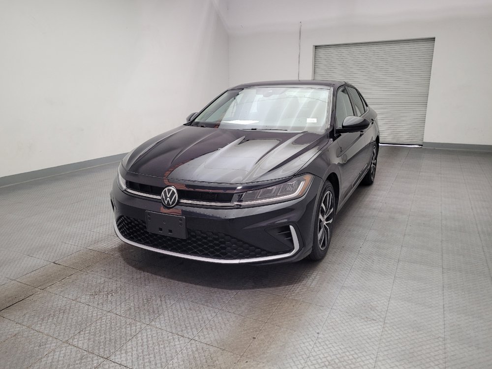 Used 2025 Volkswagen Jetta SE FWD image 15