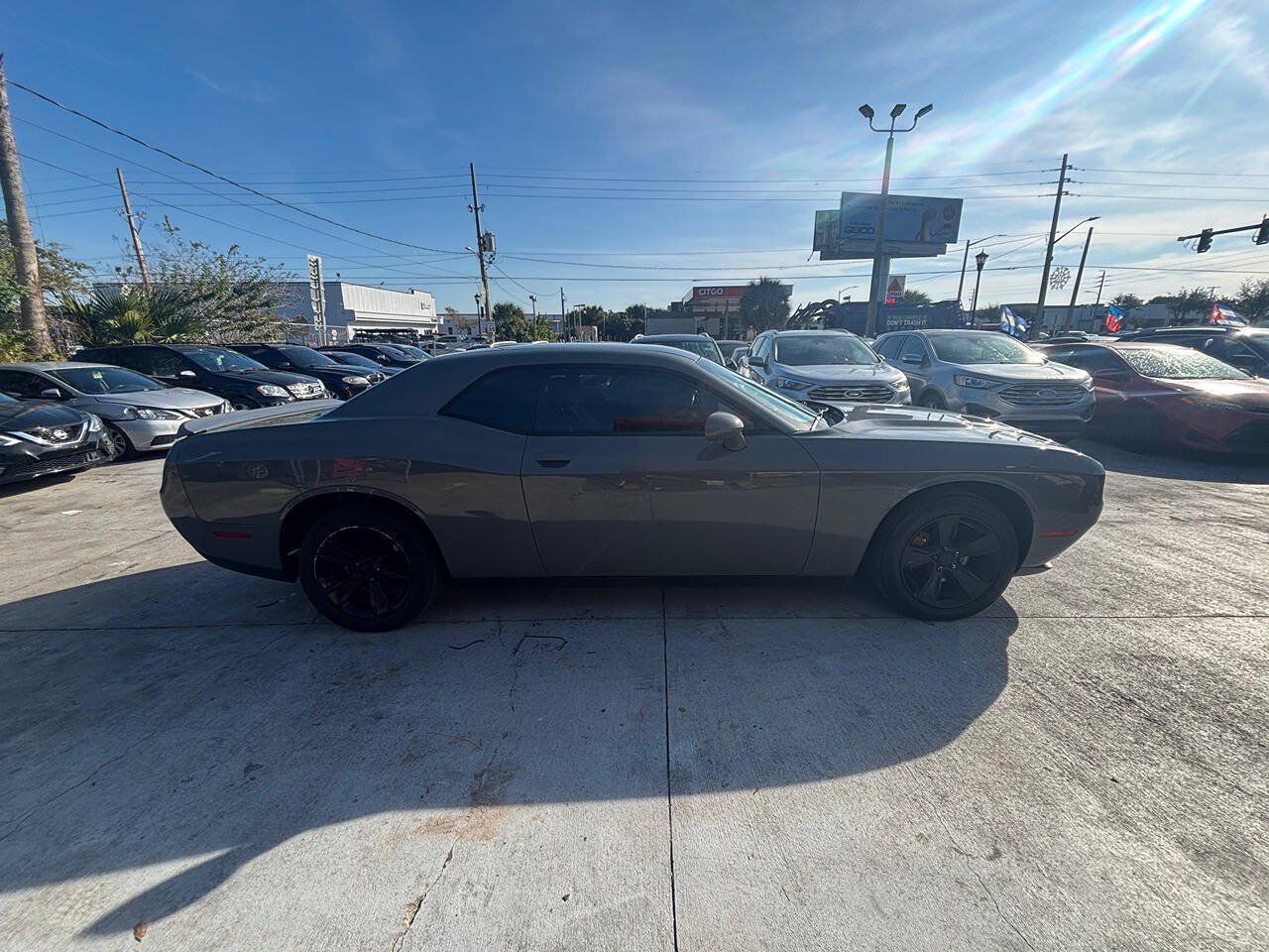 Used 2019 Dodge Challenger SXT RWD image 14