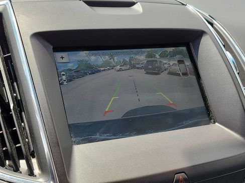 Used 2018 Ford Edge Titanium w/ Equipment Group 302A FWD image 25
