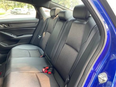 Used 2021 Honda Accord Sport image 12
