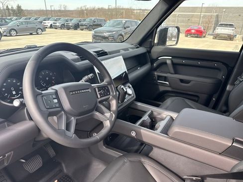 New 2026 Land Rover Defender 110 S image 10