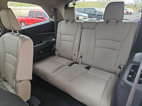 Certified 2019 Honda Pilot Touring image 29
