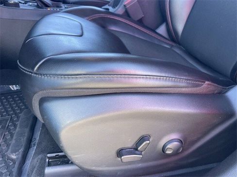 Used 2022 Jeep Cherokee Trailhawk w/ Comfort/Convenience Group image 25