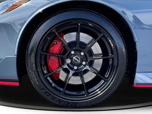 Certified 2024 Nissan Z NISMO w/ Floor Mat Package RWD image 29