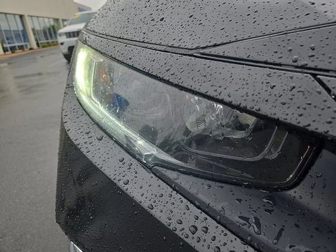Used 2021 Honda Civic LX image 9