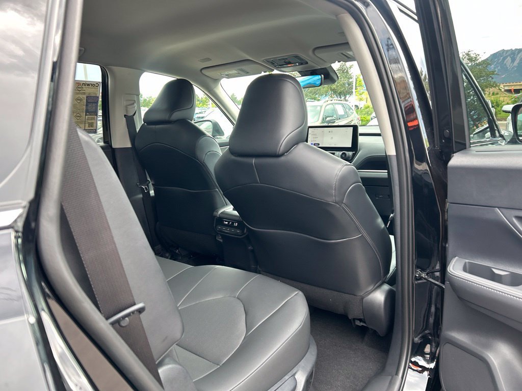 Used 2026 Toyota Grand Highlander FWD image 14