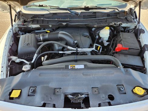Used 2014 RAM 1500 Express RWD image 22