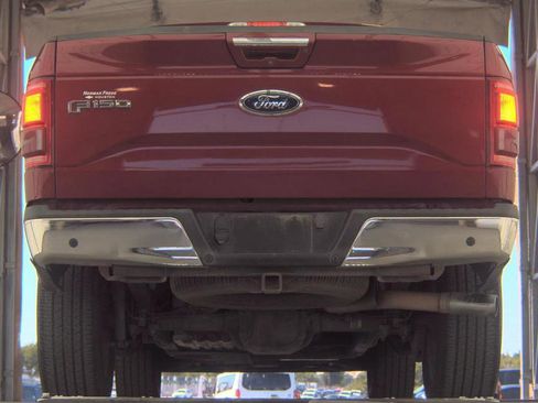 Used 2017 Ford F150 Lariat w/ Equipment Group 502A Luxury AWD/4WD image 7