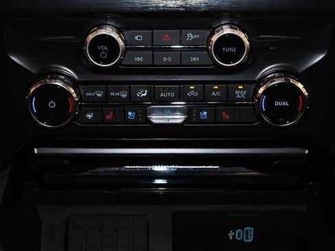 Certified 2026 Ford F350 Lariat w/ Lariat Premium Package AWD/4WD image 35