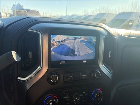 Used 2019 Chevrolet Silverado 1500 LT w/ All-Star Edition image 17