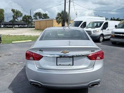Used 2019 Chevrolet Impala Premier FWD image 5