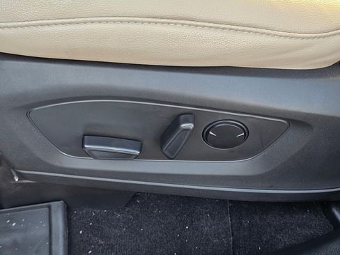 Used 2021 Ford Explorer Limited w/ Hybrid Equipment Group 310A image 32