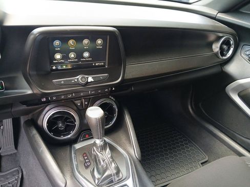 Used 2019 Chevrolet Camaro LT RWD image 17