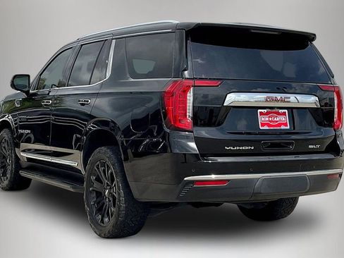 Used 2021 GMC Yukon SLT w/ SLT Premium Package image 4