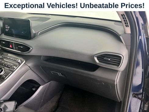 Used 2022 Hyundai Santa Fe SEL w/ Convenience + Premium Package FWD image 19