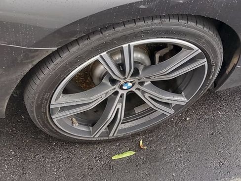 Used 2020 BMW 330i Sedan w/ Premium Package RWD image 4