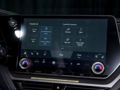 Used 2026 Lexus TX 500h AWD image 15