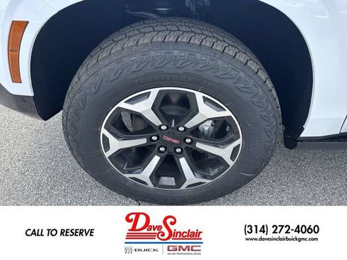 New 2026 GMC Yukon XL AT4 w/ AT4 Premium Plus Package AWD/4WD image 10