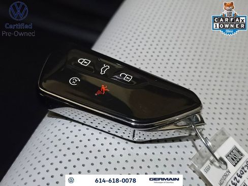 Certified 2025 Volkswagen Atlas Cross Sport SEL Premium R-Line image 33